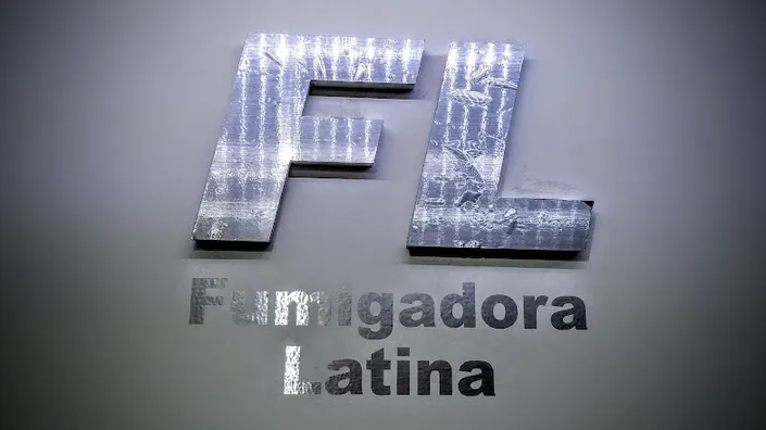 Fumigadora Latina